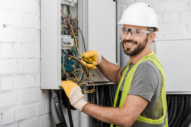 Best Licensed Electrician  in Mked Tree, AR